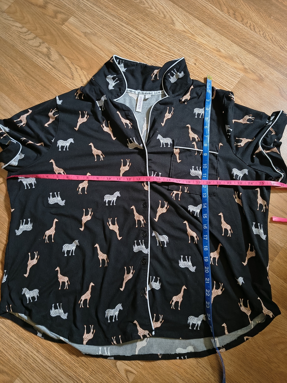 Giraffe And Zebra Pajama Set 🦒 Lounge wear - Picture 4 of 8